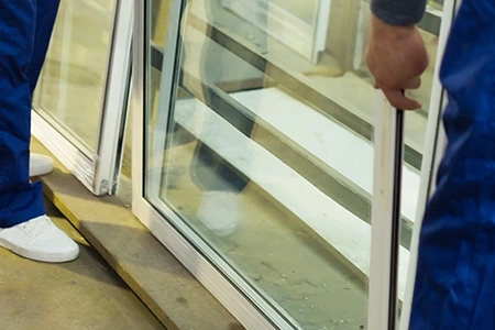 Commercial Glass Repair Technician in Sydney